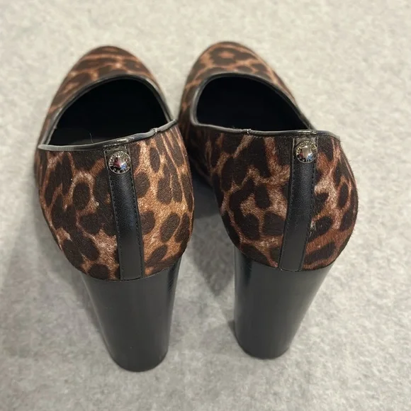 Michael Kors Susan Flex Pumps - Picture 5 of 8
